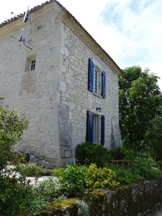 Bergerie Le Vieux Manoir Valeilles Exterior foto