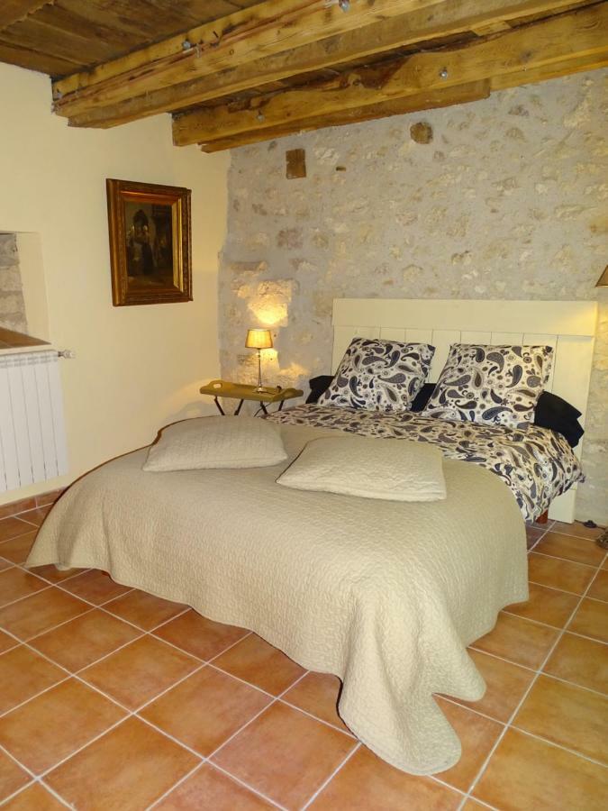 Bergerie Le Vieux Manoir Valeilles Exterior foto